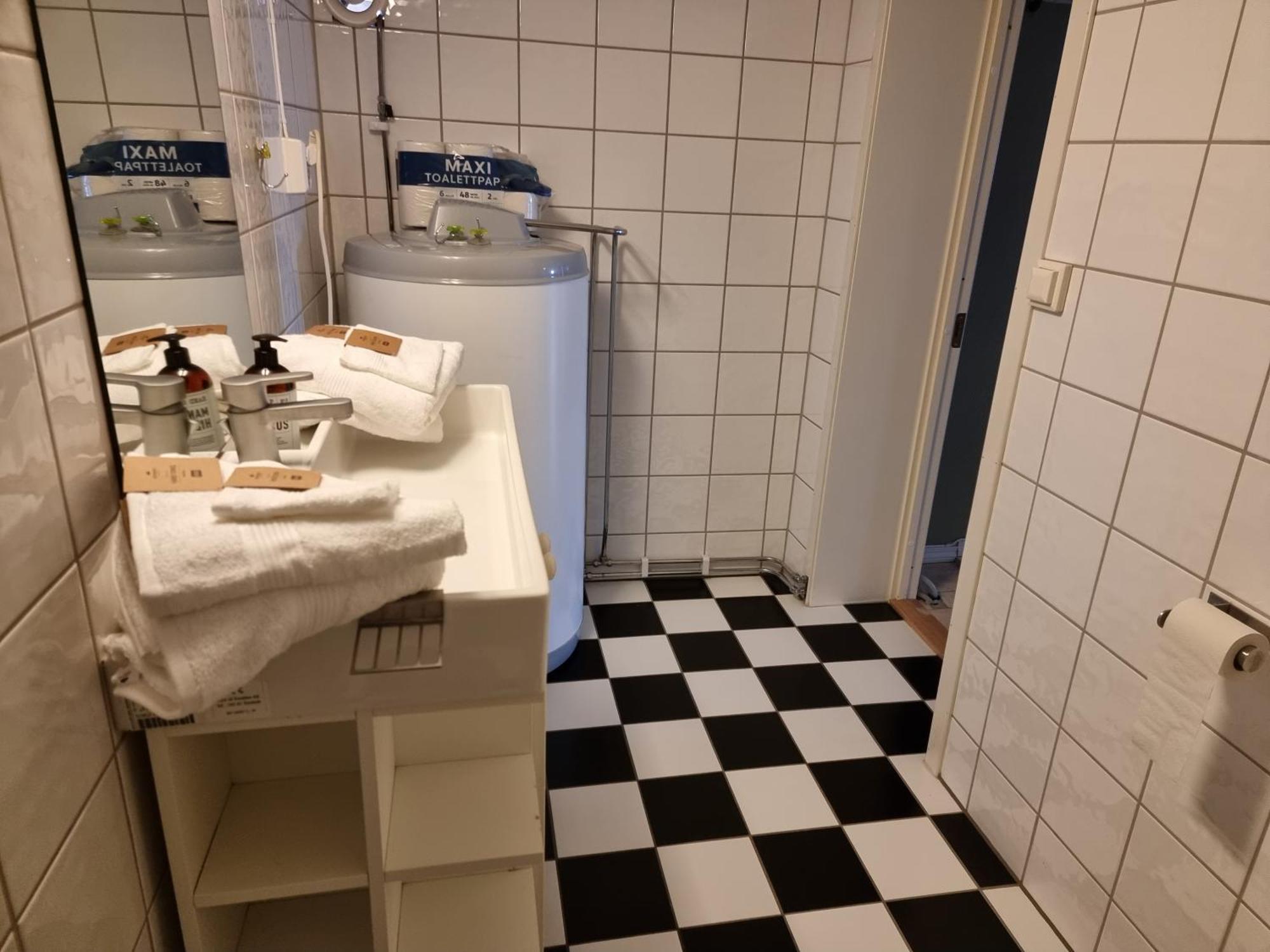 Kjellerleilighet Egen Inngang. Stange Exteriér fotografie