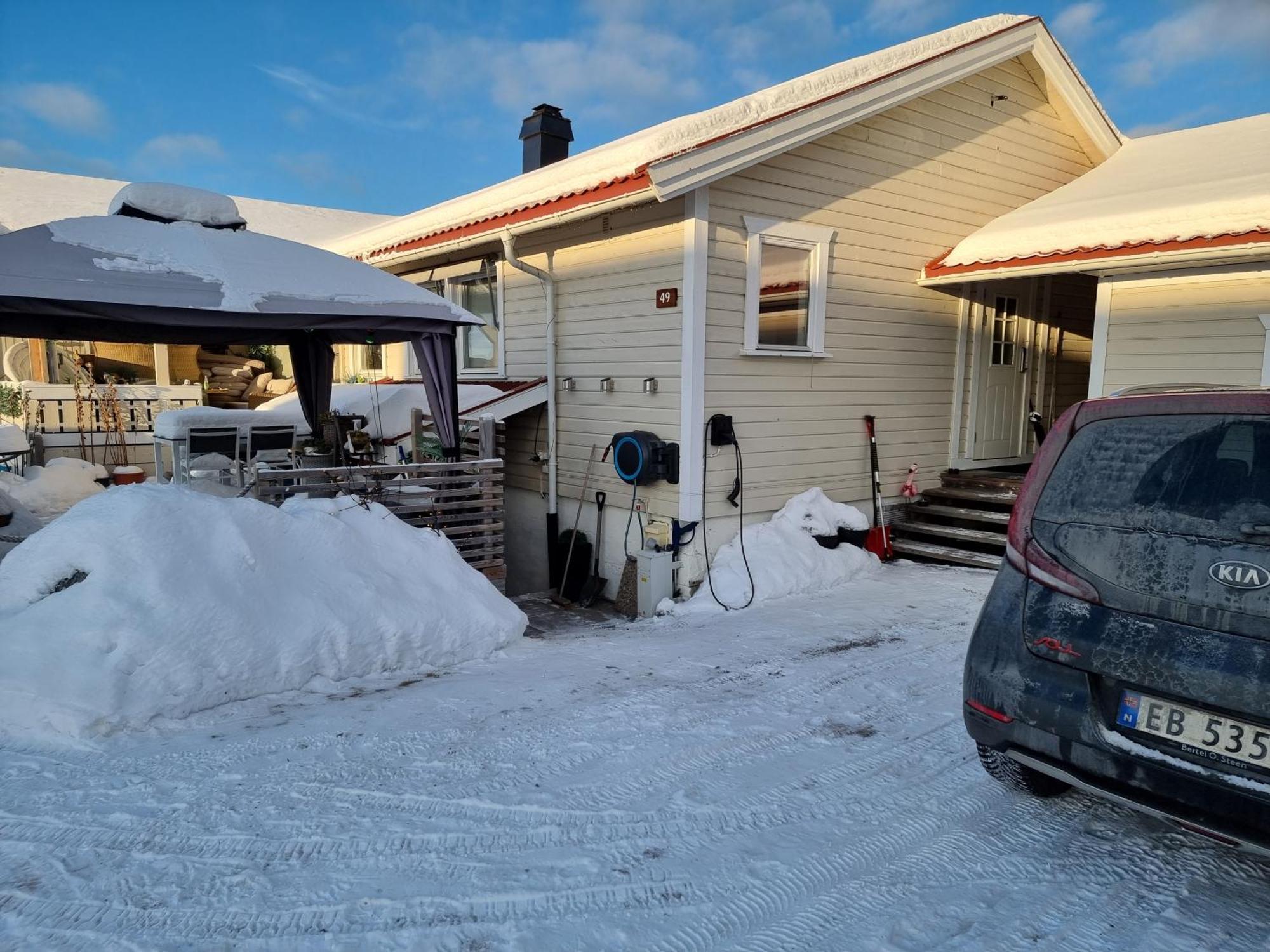 Kjellerleilighet Egen Inngang. Stange Exteriér fotografie